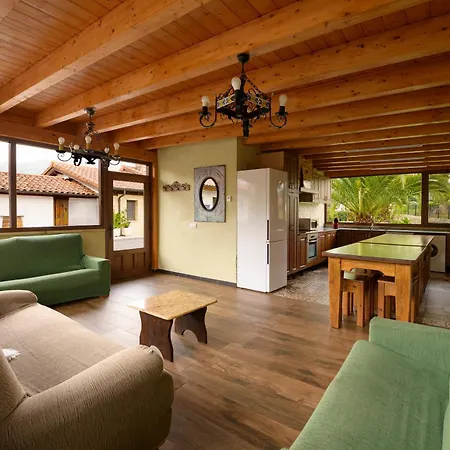 Casa Rural El Puentuco Suite Luxury Famous, Próximo a el Parque de Cabarceno-2